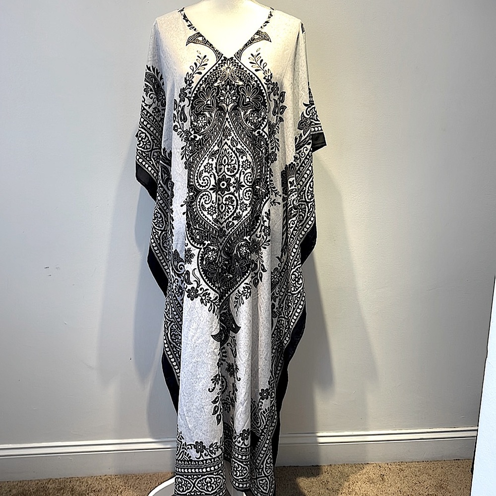 Mogul Interior Boho Chic Womens Summer Caftan Black White Floral Tunic